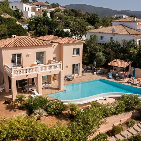 De Standing 12 Couchages - Vue Sur - Piscine A Debordement Chauffee Вилла Albitreccia