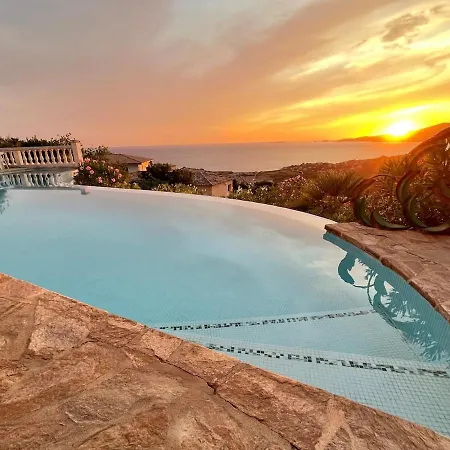 Вилла De Standing 12 Couchages - Vue Sur - Piscine A Debordement Chauffee Albitreccia