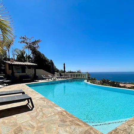 De Standing 12 Couchages - Vue Sur - Piscine à Débordement Chauffée Albitreccia