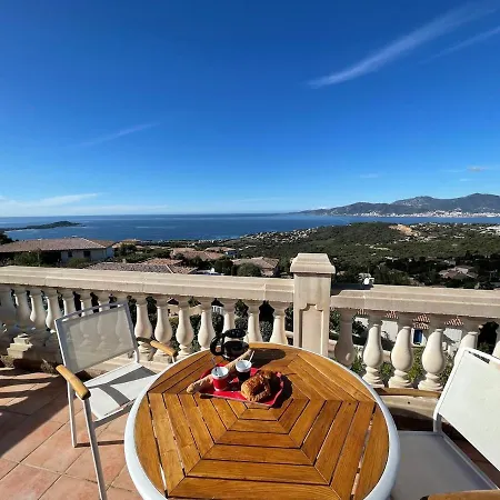De Standing 12 Couchages - Vue Sur - Piscine à Débordement Chauffée Albitreccia